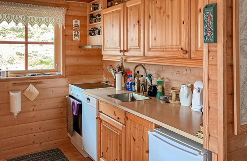 Gjesdal House | Amazing home in Dirdal with WiFi