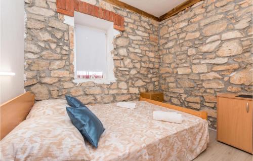 Donje Rastane House | Amazing Home In Donje Rastane With Wifi