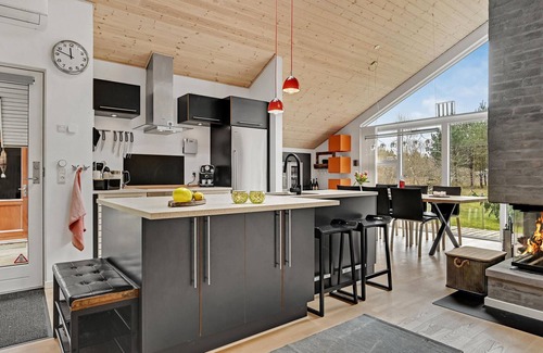 Øksenmølle House | Amazing home in Ebeltoft with WiFi