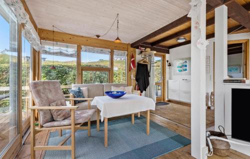 Handrup Strand House | Amazing Home In Ebeltoft With Wifi