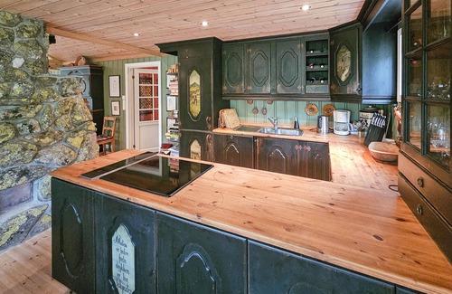 Kroderen House | Amazing home in Eggedal with sauna