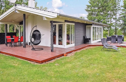 Jordrup House | Amazing home in Egtved with WiFi
