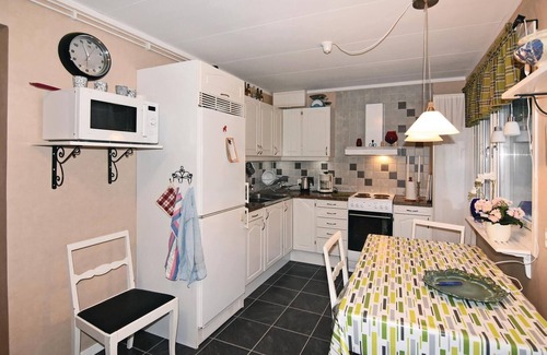 Fagersanna House | Amazing home in Fagersanna with kitchen