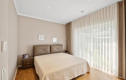 Falkensee House | Amazing Home In Falkensee With Wi-Fi