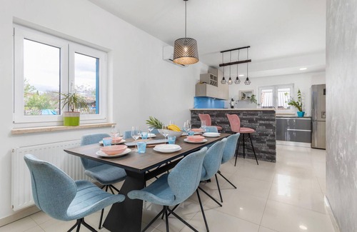 Gajana House | Amazing home in Gajana with WiFi