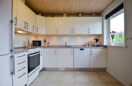 Bønnerup Strand House | Amazing home in Glesborg with sauna