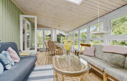 Hojby House | Amazing Home In Højby With Wifi