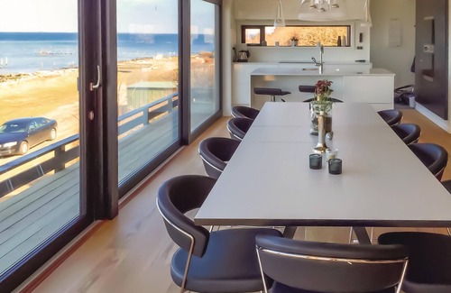 Fynshav House | Amazing home in Haderslev with kitchen
