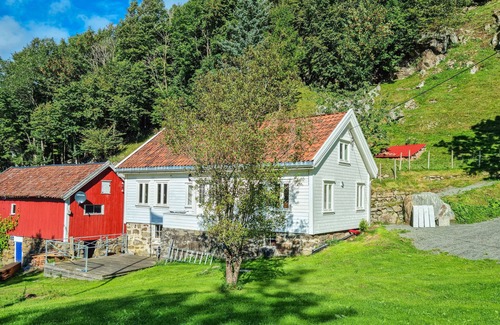 Flekkefjord House | Amazing home in Hidrasund with WiFi