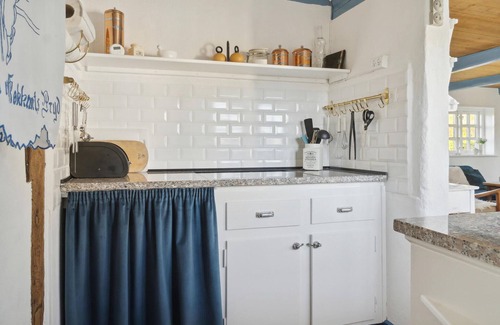 Horslunde House | Amazing home in Horslunde with kitchen