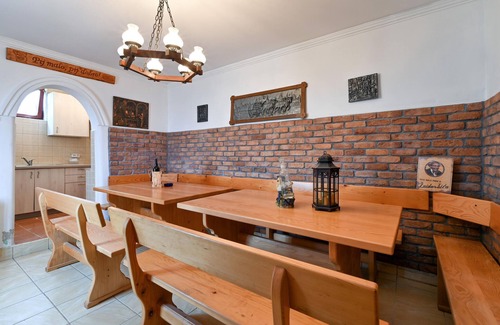 Jalzabet House | Amazing home in Jalzabet with WiFi