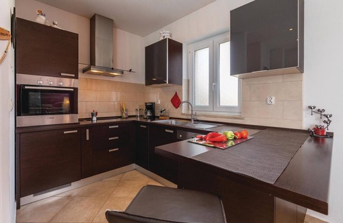 Becici House | Amazing home in Labin with WiFi
