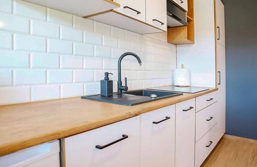 Zarnowiec House | Amazing home in Lubkowo with WiFi
