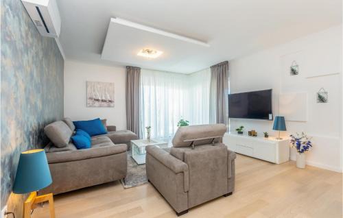 Milovcici House | Amazing Home In Malinska With Sauna