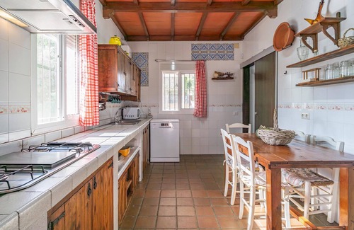 Montilla House | Amazing home in Montilla with WiFi