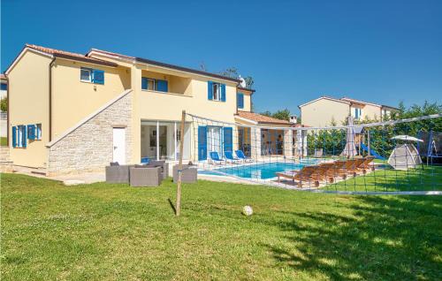 Muzini House | Amazing Home In Naselje Muzini