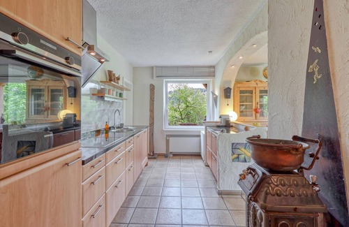 Nideggen House | Amazing home in Nideggen with kitchen