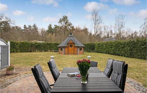 Udbyhøj House | Amazing Home In Ørsted With Kitchen