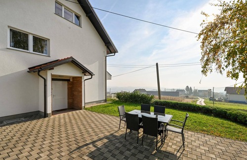 Lobor House | Amazing home in Petrova Gora with sauna