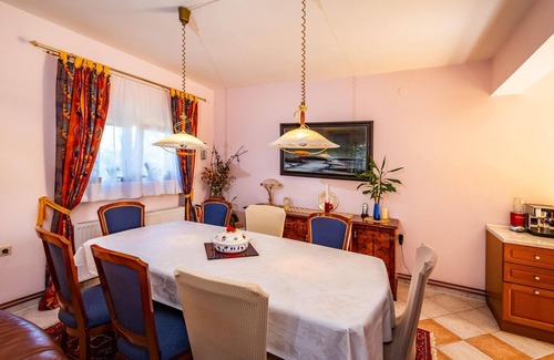 Podgradina House | Amazing home in Podgradina with WiFi