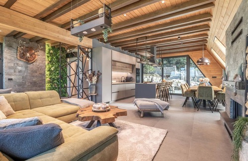 Ravna Gora House | Amazing home in Ravna Gora with sauna