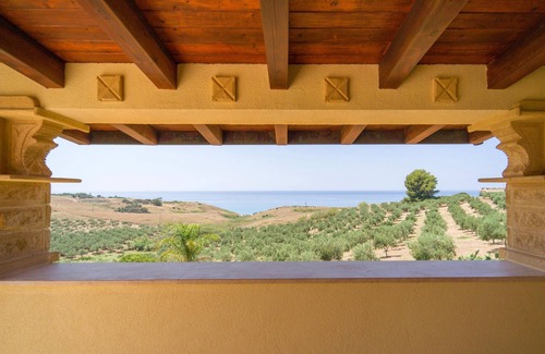 Ribera House | Amazing home in Ribera (AG)