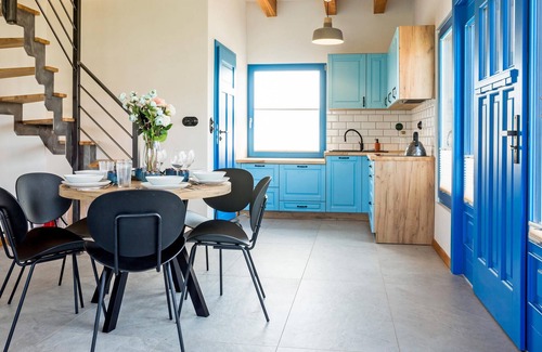 Debina House | Amazing home in Rowy with kitchen
