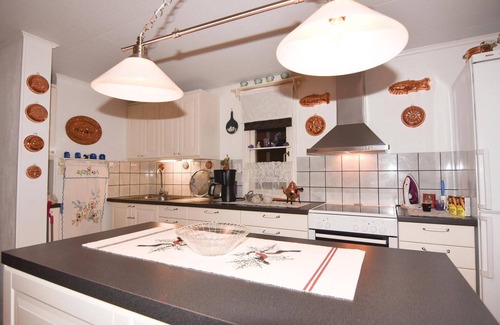 Saffle House | Amazing home in Säffle with kitchen