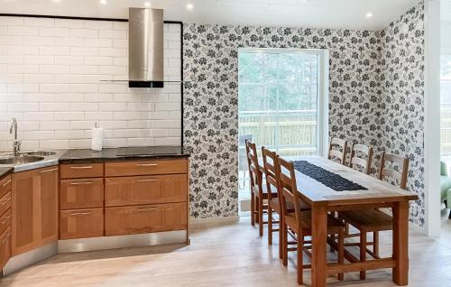 Sjobo House | Amazing Home In Sjöbo With Wifi