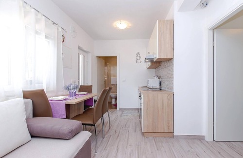 Smrika House | Amazing home in Smrika with sauna