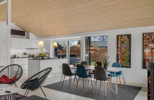 Kongsnæs House | Amazing home in Stubbekøbing with WiFi