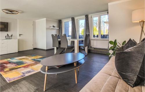 Devin House | Amazing Home In Stralsund With Wifi