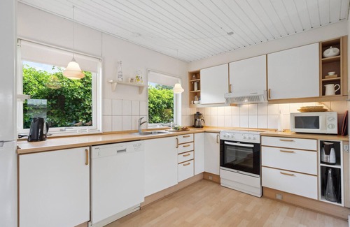 Sunds House | Amazing home in Sunds with lake view
