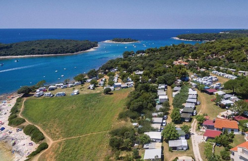 Banjole House | Amazing home in Volme with 8 Bedrooms, Sauna and WiFi