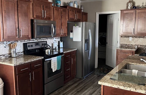 Winchester Bay House | Amazing home located in Winchester bay at Salmon Harbor