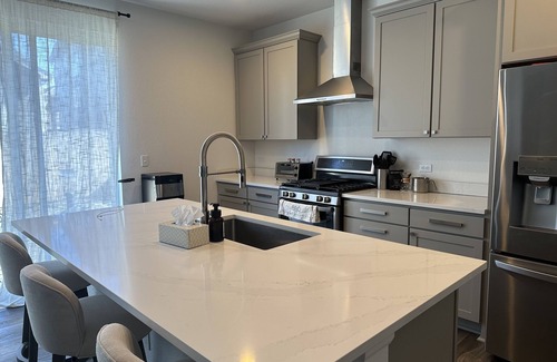 Commerce City House | Amazing home near DIA and I70