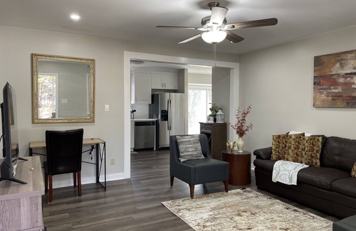 Cumming House | Amazing House 3 min to Lake Lanier Sleeps 6