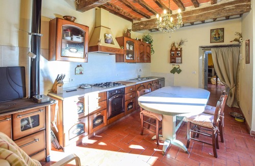 Pieve Santo Stefano House | Amazing home in Pieve Santo Stefano AR