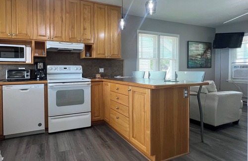 Anchorville Apartment | Amazing Lake Front Property completely remodeled pet friendly