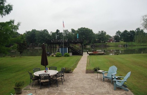 Florence House | Amazing Lake house with a great yard and boathouse with a party deck.