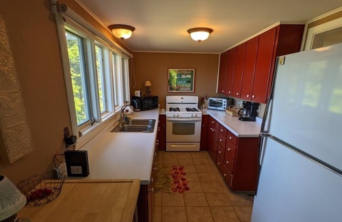 Bigfork House | Amazing Lake Views! Cape Cod & Cabin