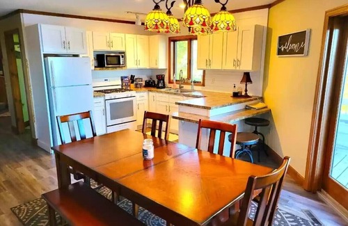 Merriweather House | Amazing Lakefront Rental with Sandy Beach