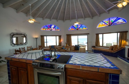 Las Conchas House | Amazing Las Conchas Beach Front with Heated Spa & Kayaks!