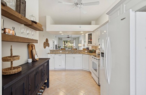 Naples Condo | Amazing Lazy River Pool located between Naples and Marco Island