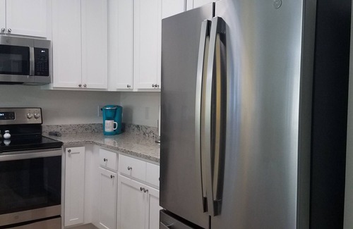 Gulf Shores Condo | Amazing location! 1mile away from the Beach! Spacious Condo in Gulf Shores😎