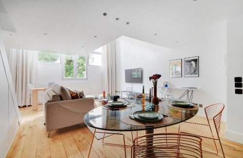 Passy Apartment | Amazing Loft 2BR - Eiffel Tower