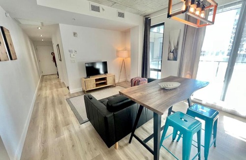 Cite Multimedia Apartment | Amazing loft in Montreal Old Port