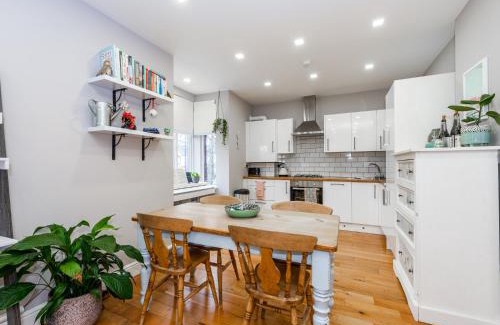 Perry Vale Apartment | Amazing Lovely 1BDR Apartment, South London