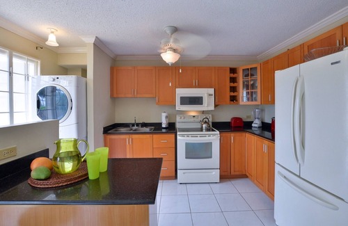 Mango Walk House | Amazing MoBay Country Club Rental!Fresh Decor. Perfectly Priced. 🇯🇲