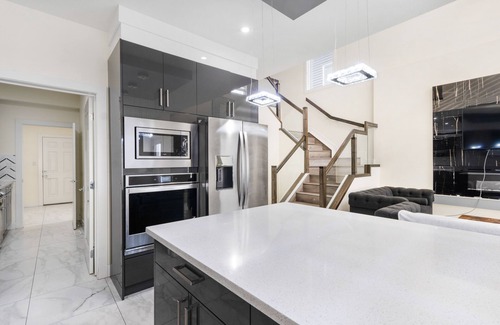 Southeast Edmonton House | Amazing Modern Home, in Southeast Edmonton.